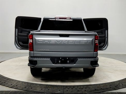 Used 2024 Chevrolet Silverado 1500 Custom image 14