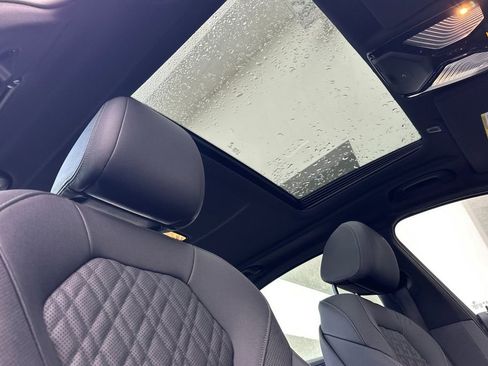 Used 2023 BMW 530e w/ M Sport Package image 17