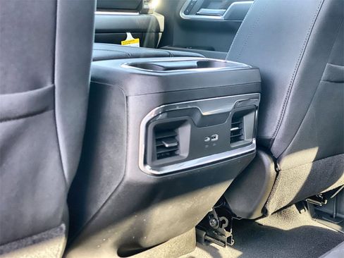 New 2026 GMC Sierra 1500 Elevation image 35