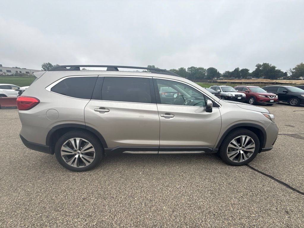 Used 2019 Subaru Ascent Limited AWD/4WD image 8