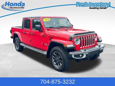 Used 2020 Jeep Gladiator Overland AWD/4WD image 1