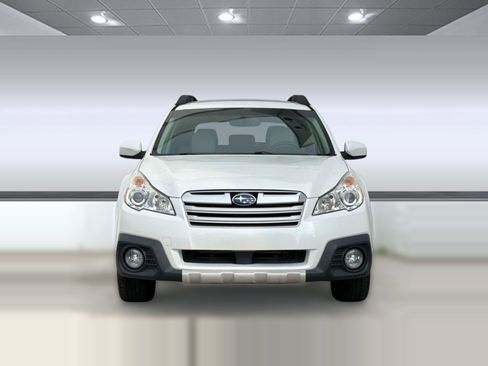 Used 2013 Subaru Outback 2.5i Limited w/ Moonroof Pkg AWD/4WD image 5