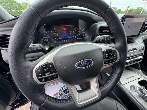Certified 2023 Ford Explorer XLT w/ Equipment Group 202A AWD/4WD image 32