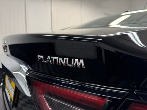 Used 2020 Nissan Maxima Platinum FWD image 28