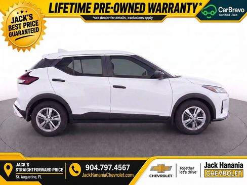 Used 2024 Nissan Kicks S FWD image 8