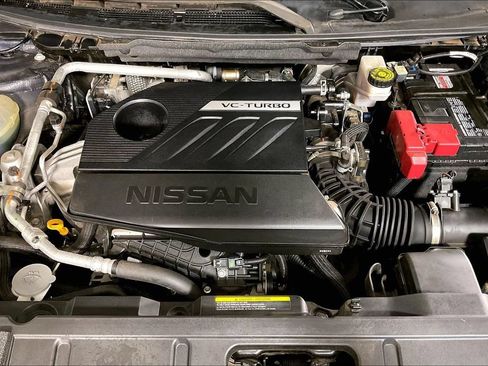 Used 2023 Nissan Rogue S AWD/4WD image 9