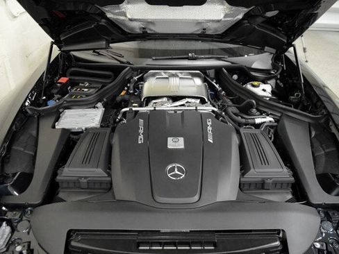 Used 2019 Mercedes-Benz AMG GT C w/ AMG Interior Night Package image 35