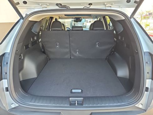 Used 2025 Hyundai Tucson Limited AWD/4WD image 23