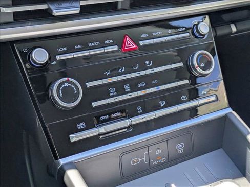 New 2026 Hyundai Santa Fe SE FWD image 15