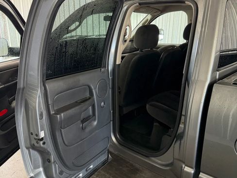 Used 2005 Dodge Ram 3500 Truck SLT image 11