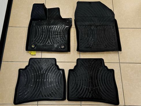 Used 2024 Toyota Prius Prime XSE image 43