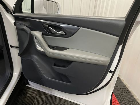 Used 2020 Chevrolet Blazer LT FWD image 42