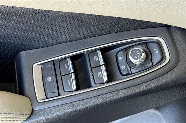 Certified 2025 Subaru Ascent Limited AWD/4WD image 11