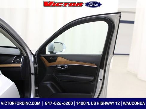 Used 2020 Volvo XC90 T6 Inscription w/ Protection Package Premier image 14