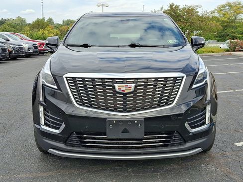 Used 2023 Cadillac XT5 Premium Luxury image 2
