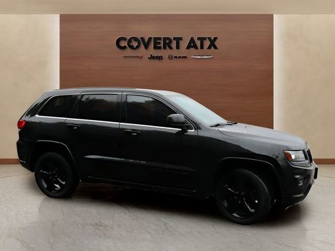 Used 2015 Jeep Grand Cherokee Altitude AWD/4WD image 6