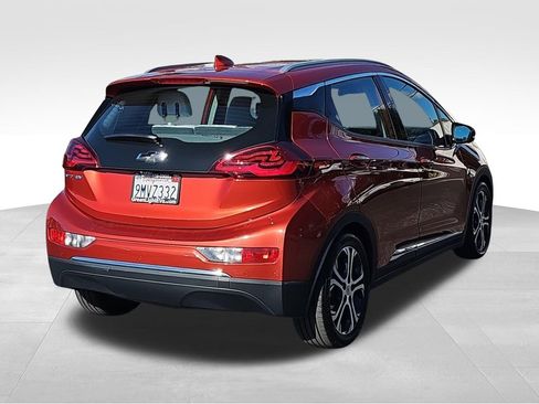 Used 2021 Chevrolet Bolt Premier w/ Infotainment Package image 3