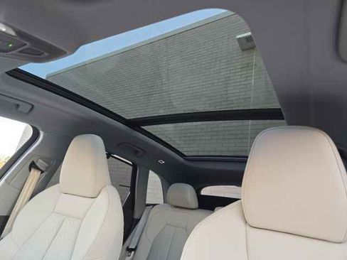 New 2025 Audi Q5 Prestige image 3