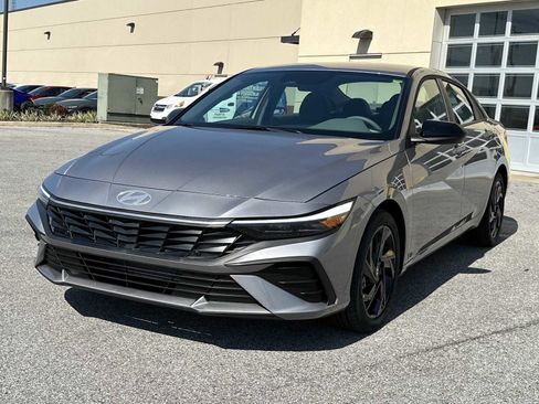 New 2026 Hyundai Elantra Sport w/ Cargo Package FWD image 3