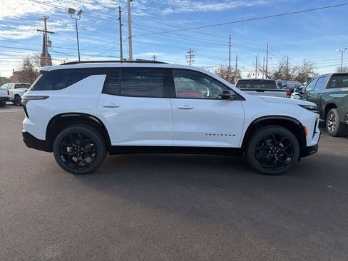 New 2026 Chevrolet Traverse RS image 8