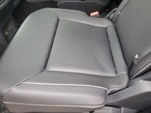 Used 2021 Volkswagen Atlas SE image 17