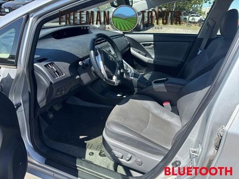 Used 2013 Toyota Prius Five FWD image 7