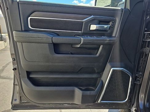 Used 2025 RAM 3500 Laramie w/ Sport Appearance Package AWD/4WD image 17