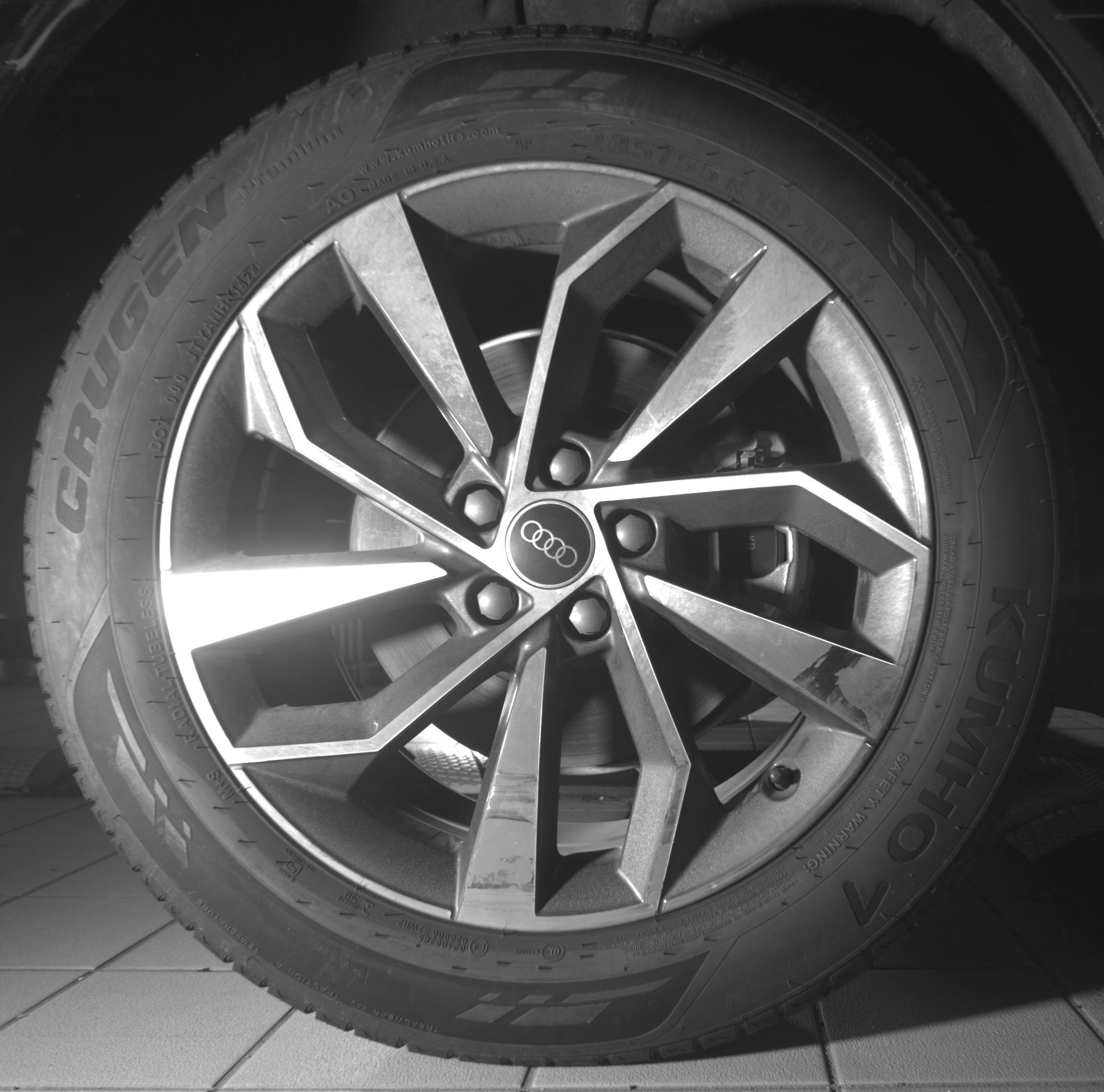 Certified 2024 Audi Q5 2.0T Premium w/ Summer of Audi Package AWD/4WD image 15