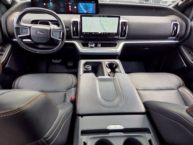 Used 2025 Ford Expedition Tremor AWD/4WD image 14