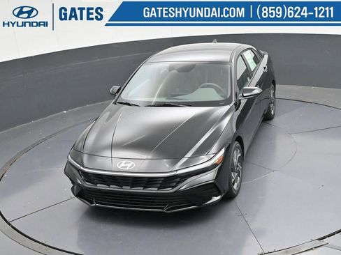 New 2025 Hyundai Elantra Sport image 44