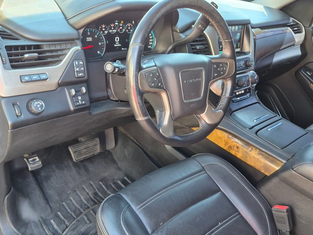 Used 2017 GMC Yukon XL Denali w/ Open Road Package RWD image 10