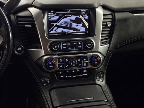 Used 2019 Chevrolet Tahoe Premier w/ Premier Plus Edition image 11