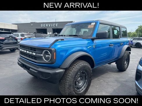 Used 2025 Ford Bronco 4-Door w/ Sasquatch Package AWD/4WD image 2