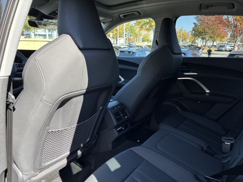 Used 2025 Audi Q5 Premium AWD/4WD image 33