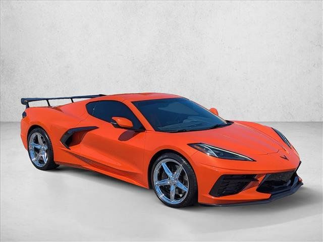 Used 2021 Chevrolet Corvette Stingray Coupe w/ Z51 Performance Package RWD image 3