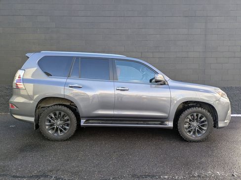 Used 2023 Lexus GX 460 Premium image 4