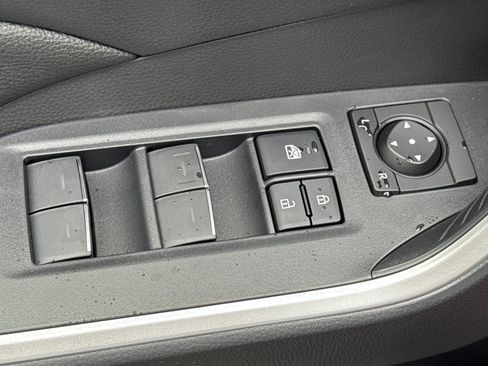 New 2025 Toyota RAV4 XLE image 12