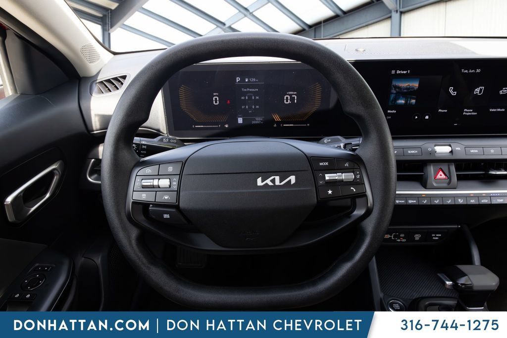 Used 2025 Kia K4 FWD image 5