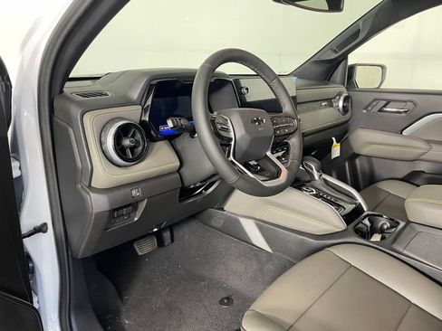New 2026 Chevrolet Colorado ZR2 w/ Technology Package AWD/4WD image 2
