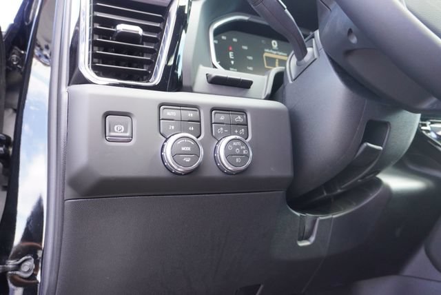 Used 2026 GMC Sierra 3500 Denali Ultimate AWD/4WD image 34