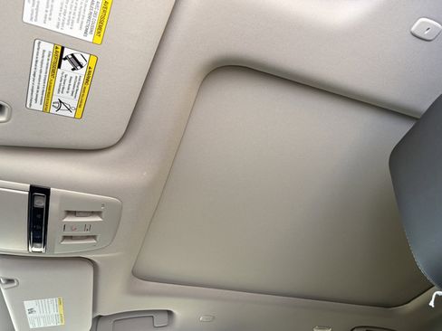 New 2025 Nissan Murano SL image 21