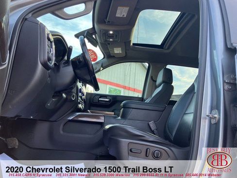 Used 2020 Chevrolet Silverado 1500 LT Trail Boss AWD/4WD image 9