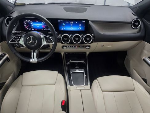 Used 2026 Mercedes-Benz GLA 250 4MATIC image 17