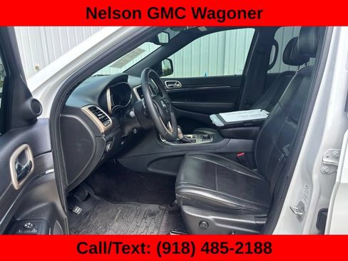 Used 2016 Jeep Grand Cherokee Limited w/ Luxury Group II AWD/4WD image 9