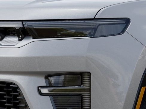 New 2026 Jeep Grand Wagoneer 4WD image 10