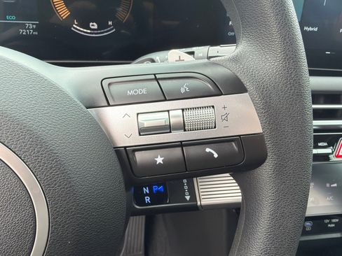 Certified 2025 Hyundai Tucson Blue AWD/4WD image 26