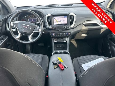 Used 2023 GMC Terrain SLE w/ Driver Convenience Package image 20