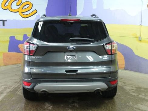 Used 2018 Ford Escape SE AWD/4WD image 3