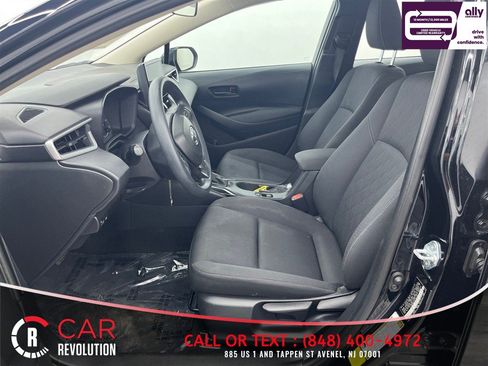 Used 2024 Toyota Corolla LE FWD image 11
