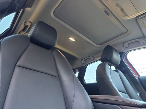 Used 2023 MAZDA CX-30 AWD 2.5 S w/ Premium Package image 17